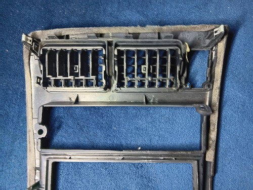 1998-04 Toyota Tacoma Center Dash Radio Heater AC Control Surround Bezel Vents - Picture 6 of 9