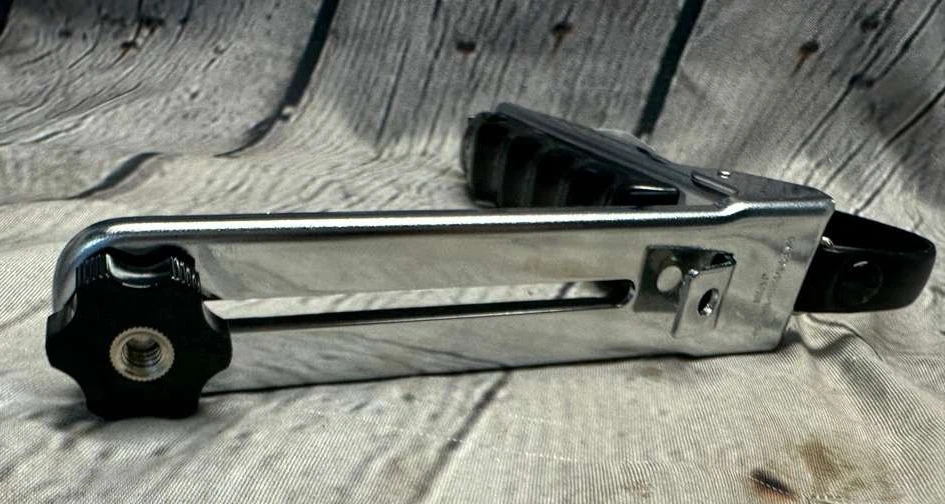 Cámara fotográfica plegable vintage L soporte agarre 4" L con flash montaje en zapata fría - Japón Foto 2 de 4