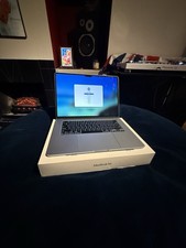 Apple MacBook Air 15-inch Starlight 2025 M4 Chip, 16GB RAM, 256GB SSD