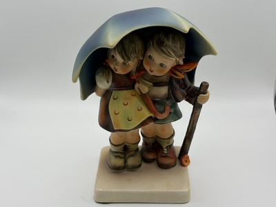 #ad MI M.I. Hummel Figurine #71 Goebel Porcelain Vintage Retired Collectible $109.99