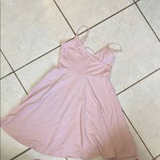 127. Forever 21 pink dress size small