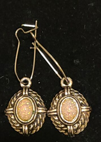 chanel pearl heart earrings vintage