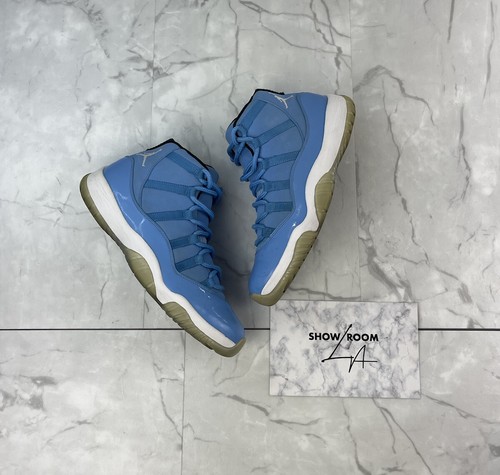 aj11 pantone