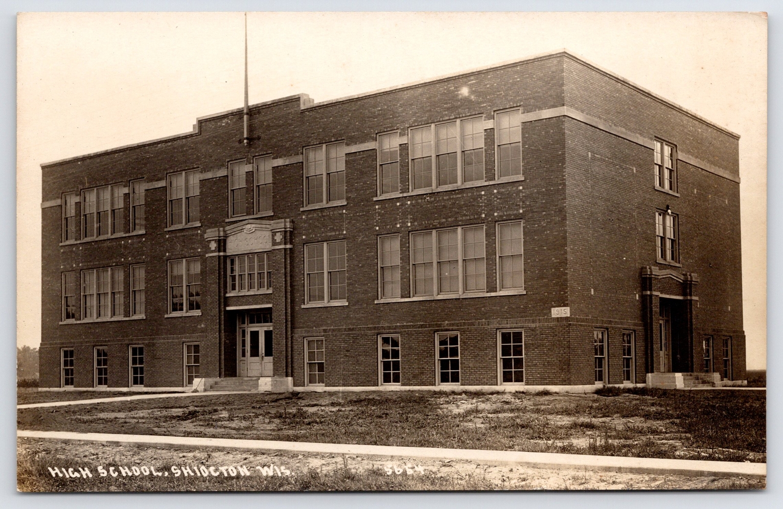 Shiocton WINew Construction High SchoolNary a Tree to be SeenRPPC