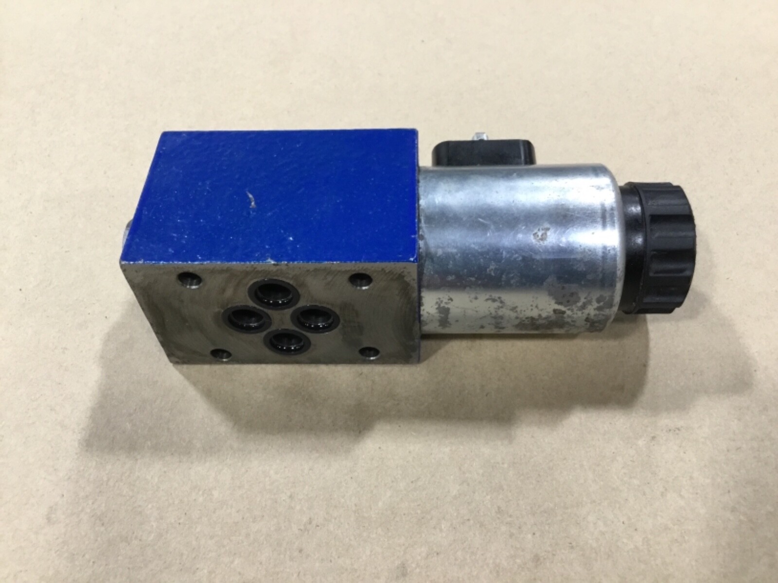 Krauss Maffei 2569914 Solenoid Valve R900925295 #5010DKA13PR2 | eBay 