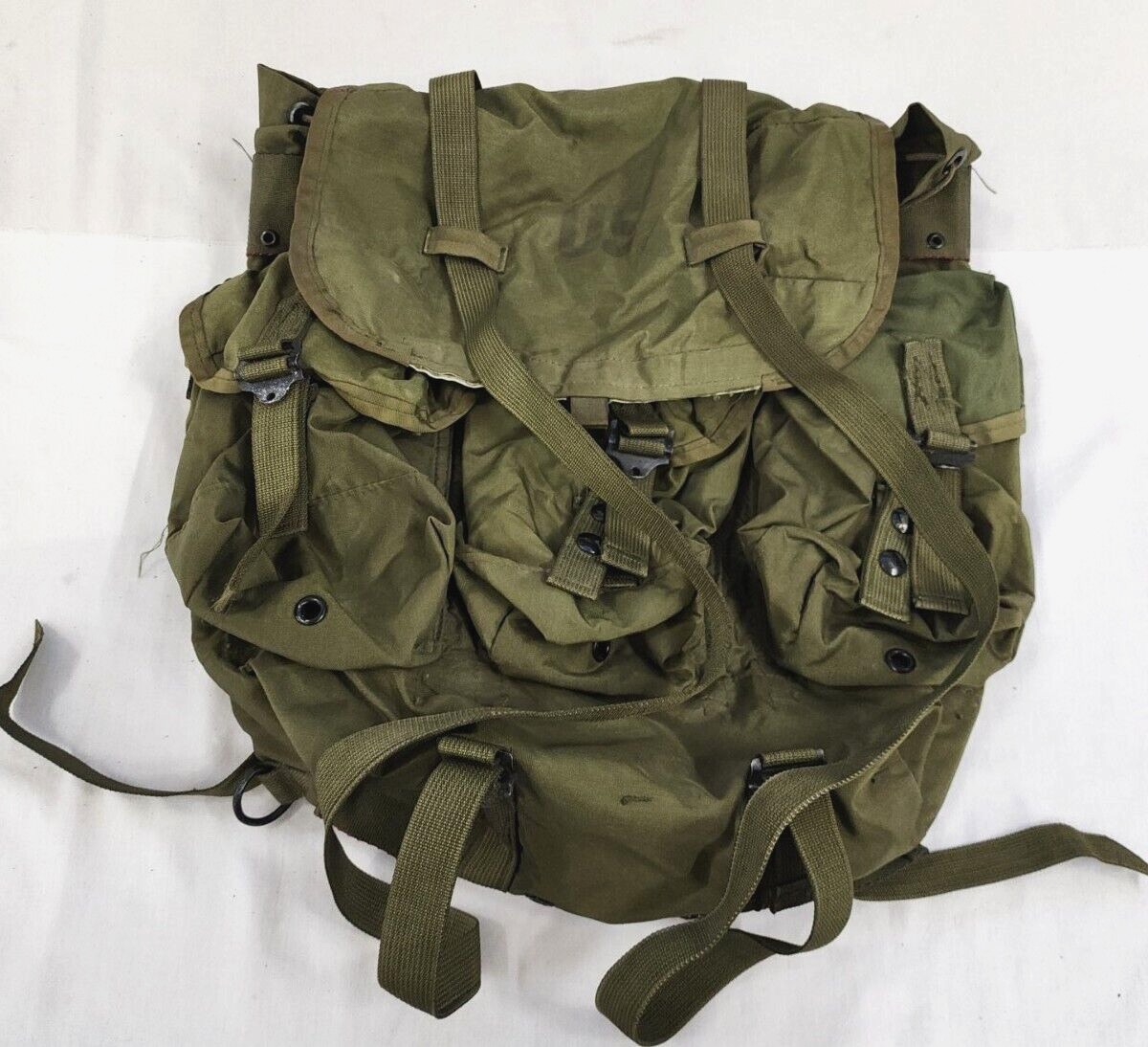 FIELD PACK COMBAT NYLON LC-1　黒 Surplus Genuine Field Pack, Combat, LC-1 Large Nylon 8465-01
