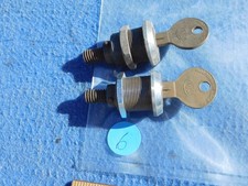 Serrature Bally Bingo flipper ILCO anni '50 con chiavi - 2 serrature buone funzionanti (B6)