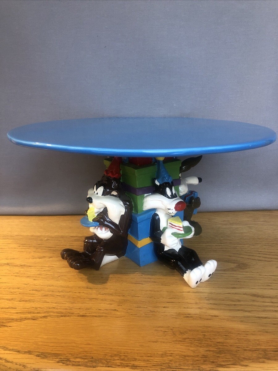 LOONEY TUNESワーナーブロス時計フィギュア　ストラップその他まとめ売り LOONEY TUNESワーナーブロス時計フィギュア ストラップその他まとめ