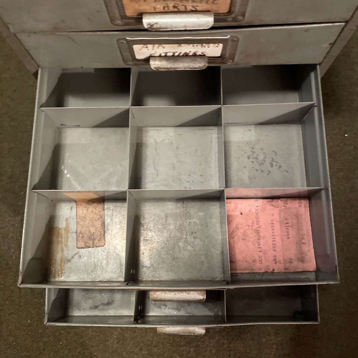 VINTAGE INDUSTRIAL 4 DRAWER METAL PARTS CABINET. | eBay