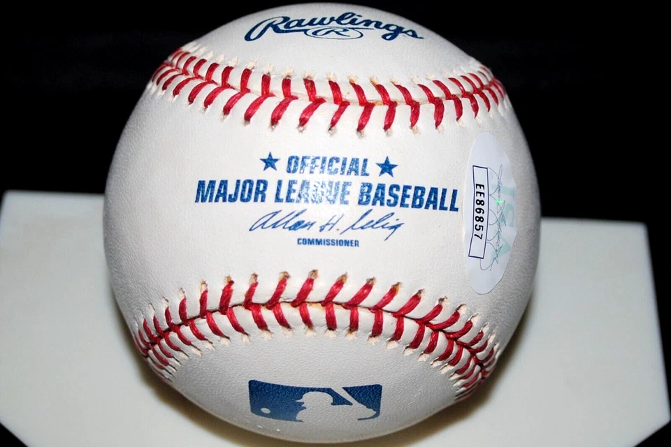 SPARKY LYLE SIGNED BASEBALL OMLB FULL NAME "WALTER" YANKEES YANKEES JSA! - Image 3 of 4