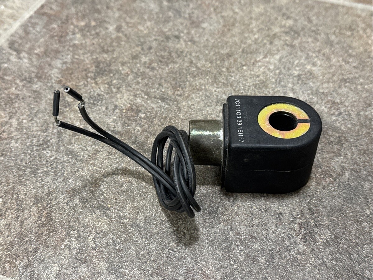 NEW Parker 7C111Q3 39 1SHF7 Solenoid Valve Coil 220/240V 10W NEW Parker 7C111Q3 39 1SHF7 Solenoid Valve Coil 220/240V 10W