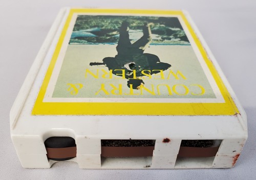 Lorretta Lynn Here I Am Again 8-Track Cassette Tape Cartridge Country & Western - Picture 4 of 6