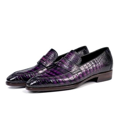 Herrenschuhe Handarbeit Leder lila Krokodil Textur Mokassin formelles Freizeitkleid
