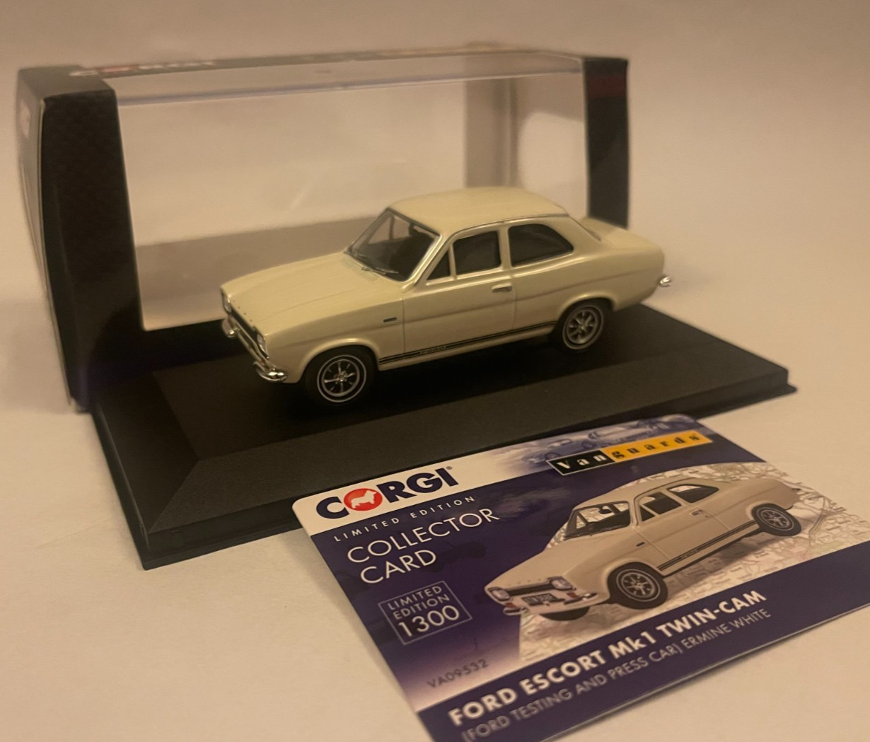 Ford Escort Mk1 Twin-Cam (Testing/Press) 1:43 White by Corgi Vanguards VA09532