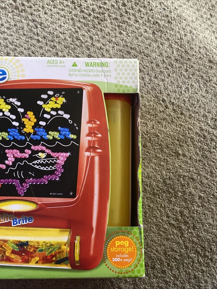 Hasbro Lite Brite Flat Screen Red Battery Powered Classic Toy 2006 - Image 3 of 4