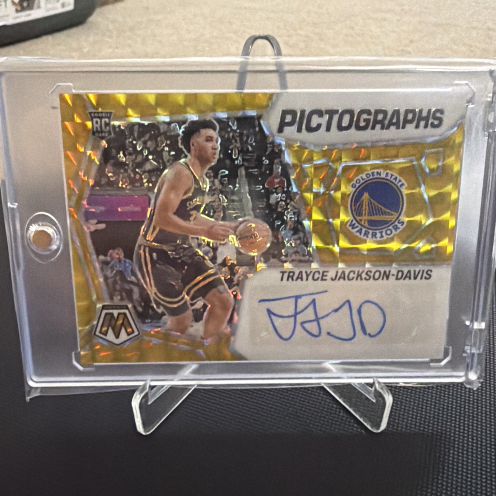 2023-24 Panini Mosaic Pictographs Mosaic Trayce Jackson-Davis Gold Prizm /10