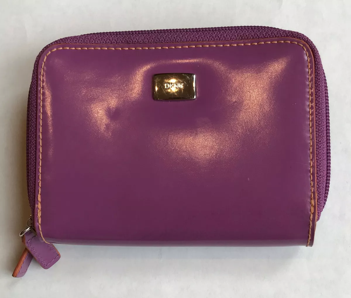 DKNY Lavender Zip Close Multi pocket Small Pouch Clutch Purse Handbag
