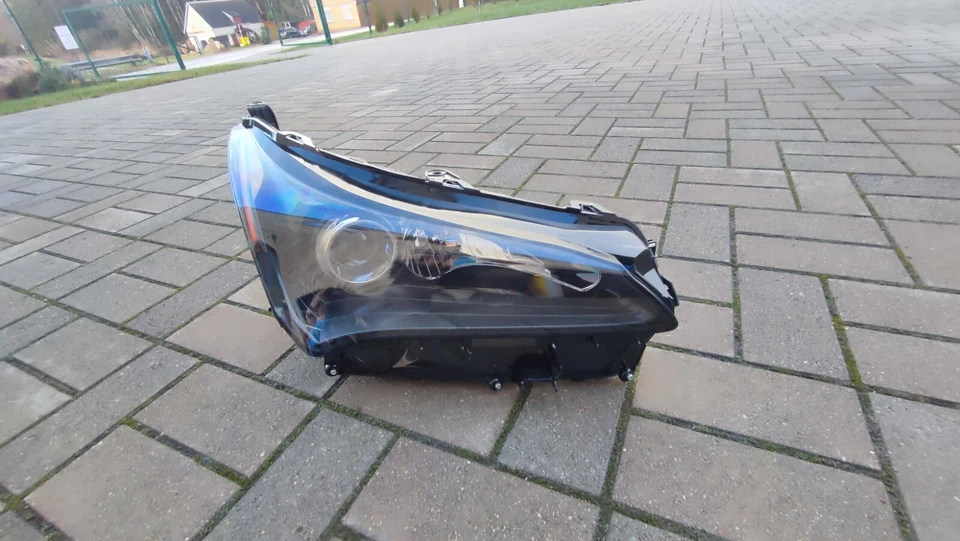 LEXUS NX 14-17 RIGHT SIDE LED HEADLIGHT - Bild 2 von 4