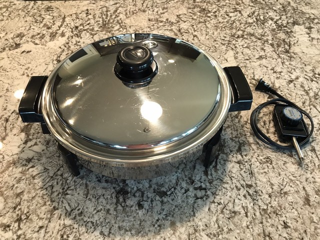 Saladmaster K7256 Oil Core Electric Skillet w/ Lid & Power Cord eBay
