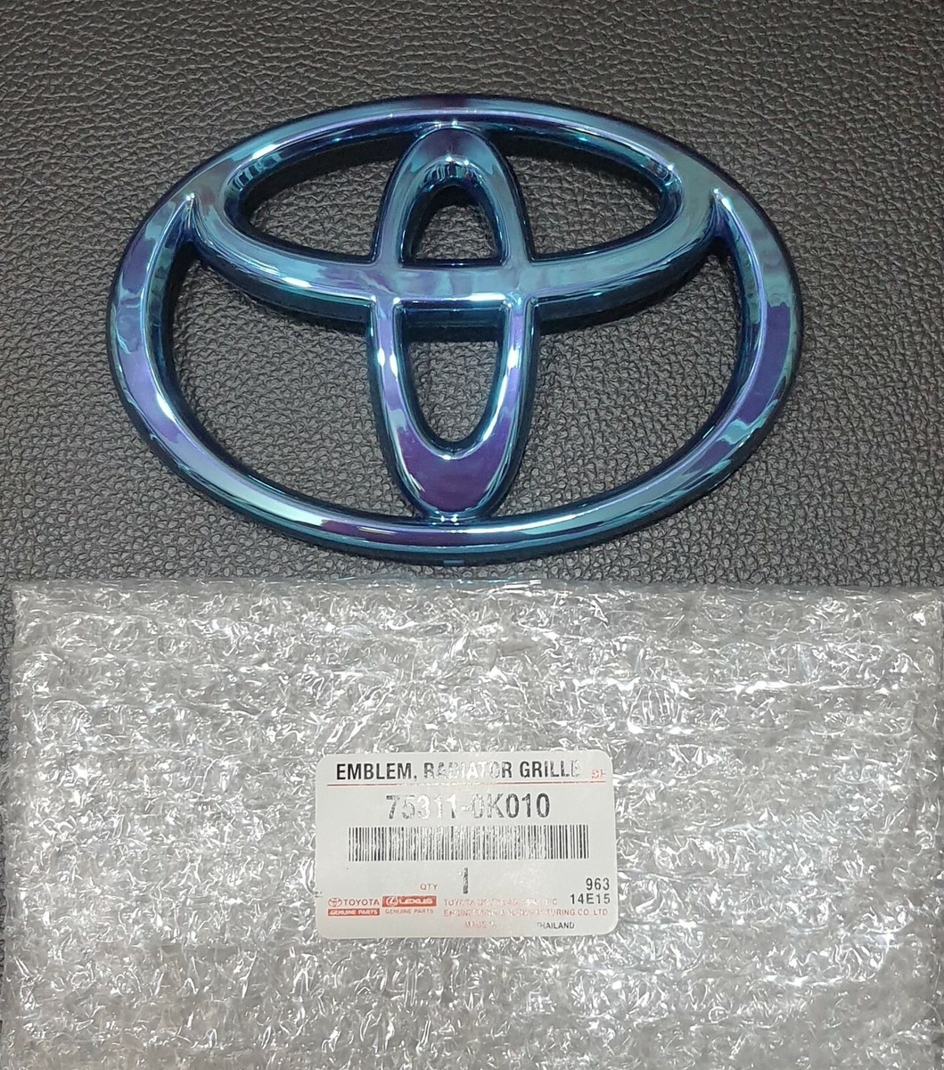 2005-2014 Toyota Hilux Vigo MK6-7 Front Grille Logo Emblem Badge