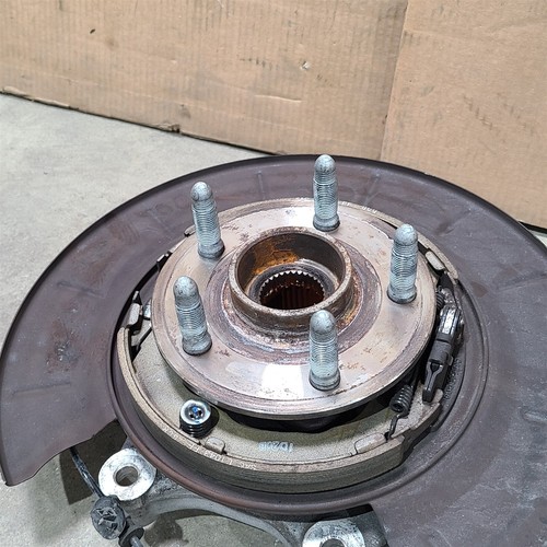 10-15 Camaro SS Spindle RH Passenger Rear Knuckle Aa7313 - Picture 9 of 10