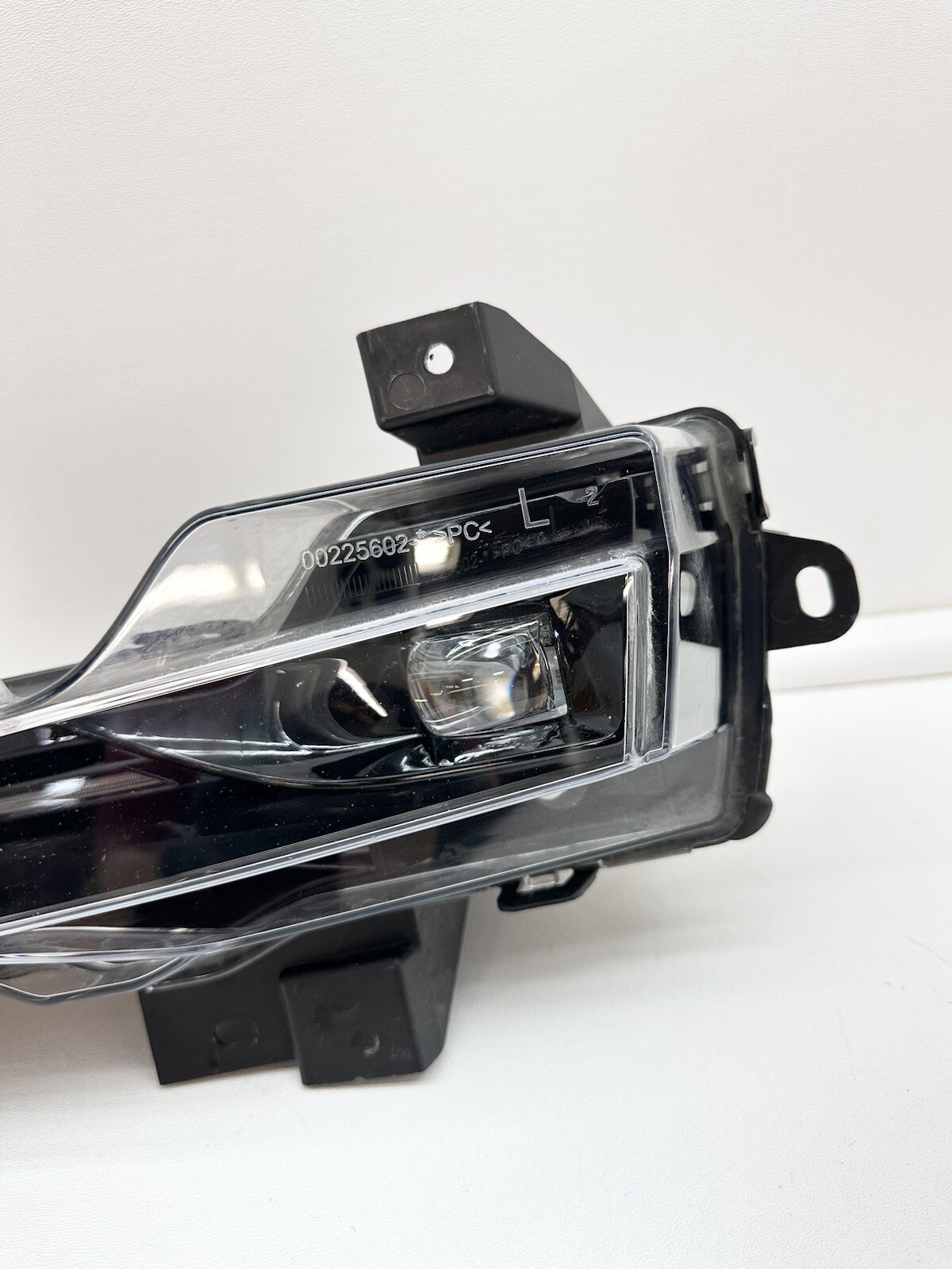 2020 2021 2022 Tesla Model Y Front Bumper Left Side LED DRL Fog 
