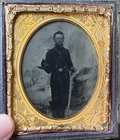 Civil War 1/6 Tintype Photo Of A Triple Armed Cavalry Soldier Fort On The Hill