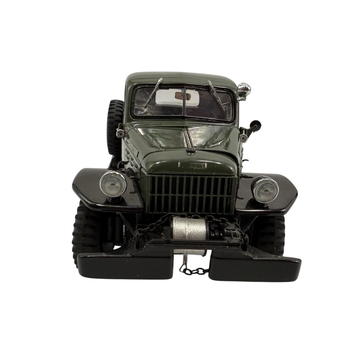 Danbury Mint 1946 Dodge Power Wagon Army Green Pickup Truck 1:24
