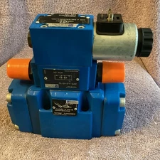 Rexroth…00731588…00481621…00931341…. Directional Spool Valve…NEW
