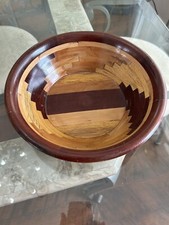ARTIST HAND CARVED WOODEN BOWL MULTI WOOD SEGMENTED SIGNED BY ARTIST