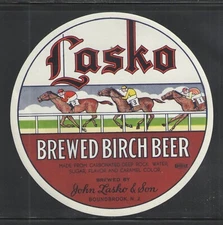LASKO BREWED BIRCH BEER LABEL { HORSE RACING SCENE } { LARGE 5" DIAM } UNUSED