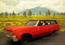 1963 BANDAI BUICK ESTATE WAGON friction tin car, Made in Japan Red/Black