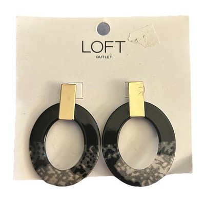 Loft Black/Gray Acrylic Dangle Drop Pierced Earrings New