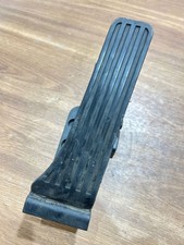 Mercedes-Benz CLS C218 X218 2011 Diesel Gaspedal A2043000004 NVP6547