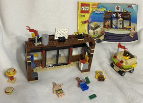 LEGO 3833 Sponge Bob  Square Pants Krusty Krab Adventures Complete - No Box