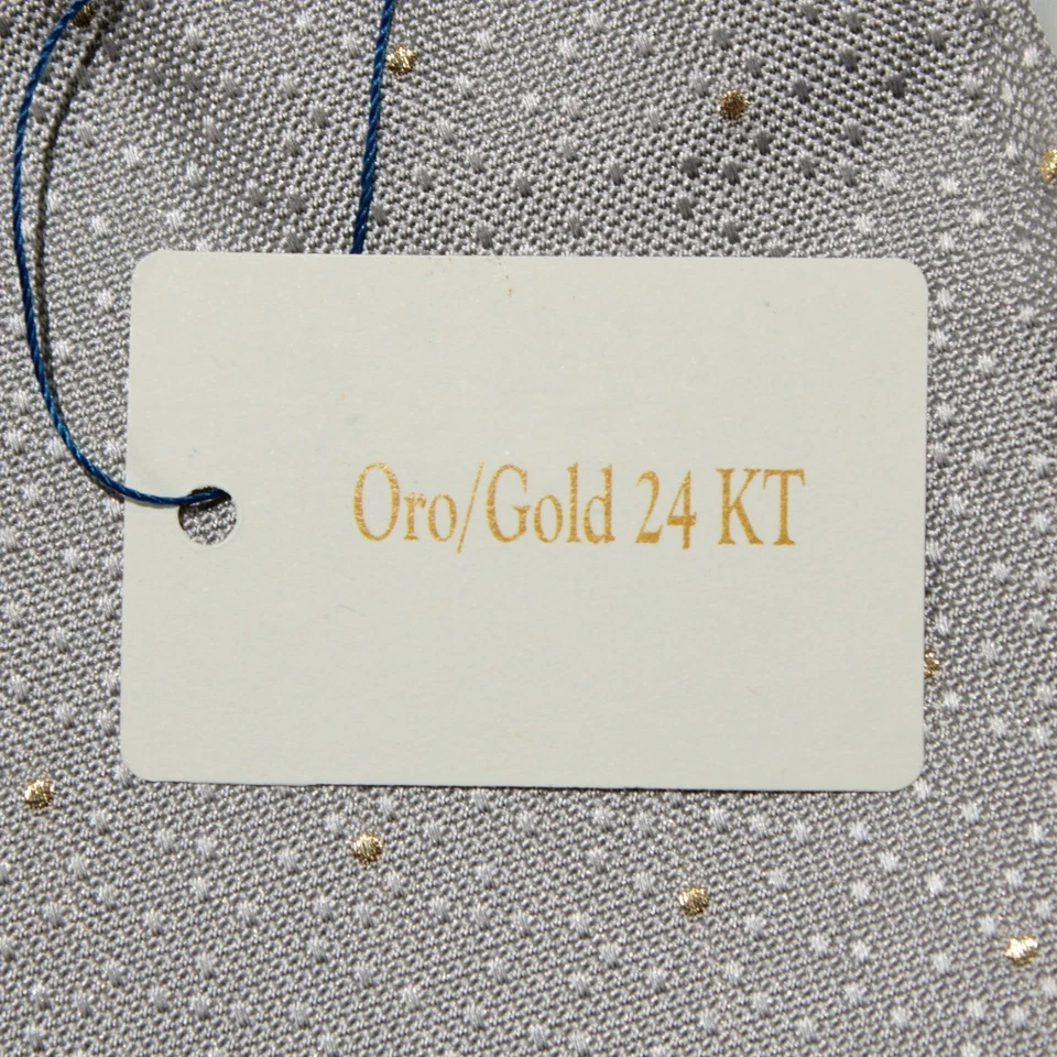 Cuadrado de bolsillo Italo Ferretti nuevo con etiquetas de una sola cara en plata con lana/seda dorada de 24 quilates Foto 2 de 4