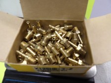 NEW PARKER 125H-3-2 Brass Straight Fitting 3/16" Barb x 1/8" Male NPT