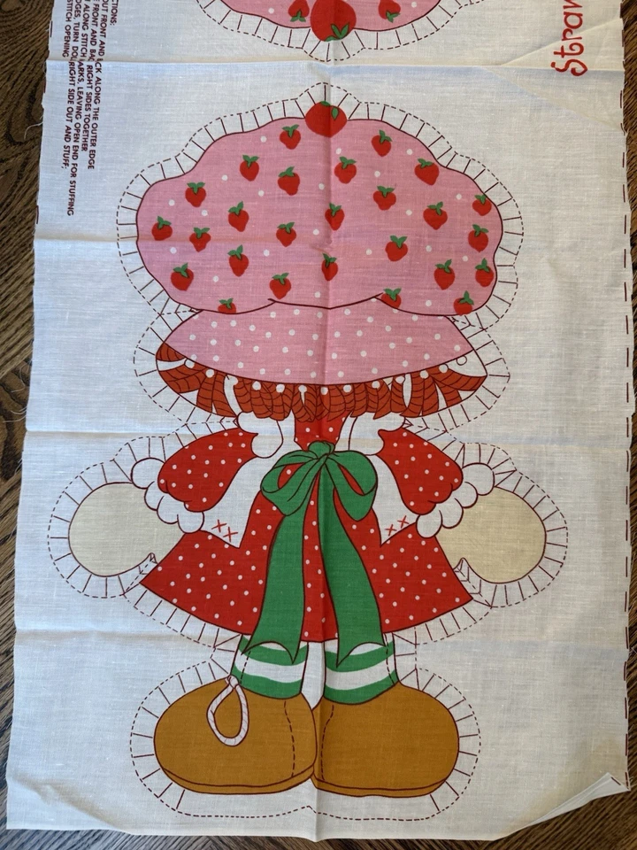 Vintage 1980 Strawberry Shortcake Cut And Sew Fabric Panel Pattern Pillow 5709 - Image 4 of 4