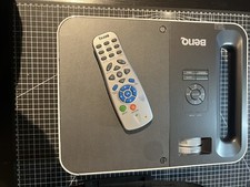 BENQ SP820 PROJECTOR Like New Condition Works Great CANADA