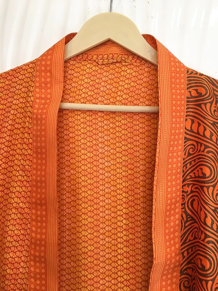 Jaqueta cardigã curta de seda pura quimono espanador capa roupão solto laranja KMS3726 - Imagem 2 de 4