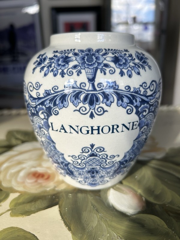 Original Delft Tobacco Jar By Royal Goedewaagen Made In Holland 200/000
