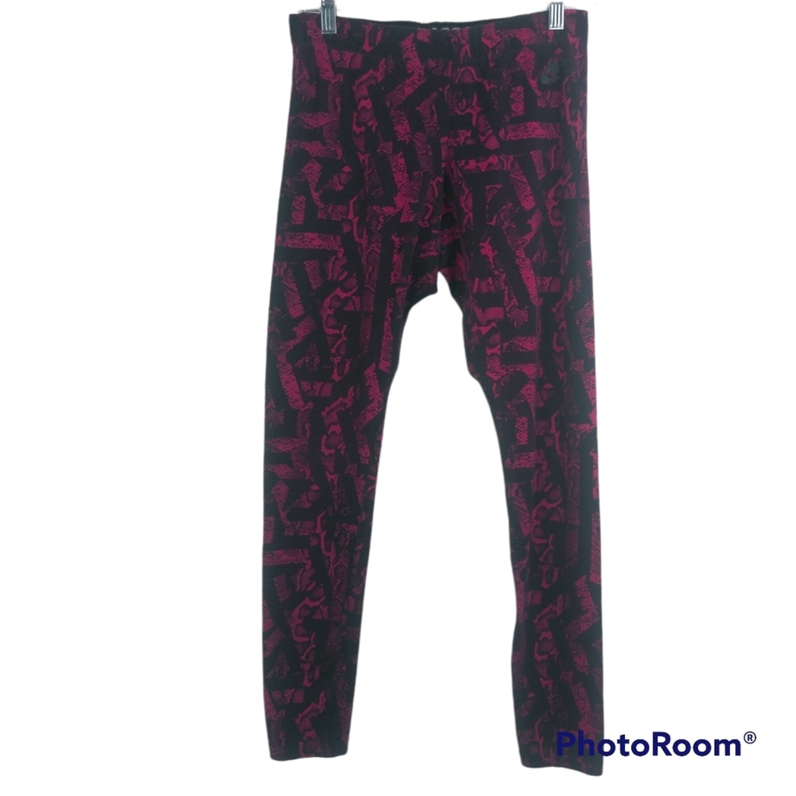 Nike Leg A See Printed Womens Leggings in Medium Size