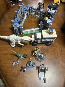 LEGO Jurassic World: Indominus Rex Breakout (75919) used no box or instructions 