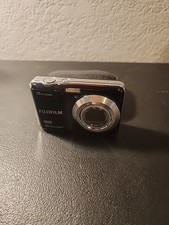 Fujifilm FinePix AX Series AX550 16.0MP Digital Camera Black With SD And Case