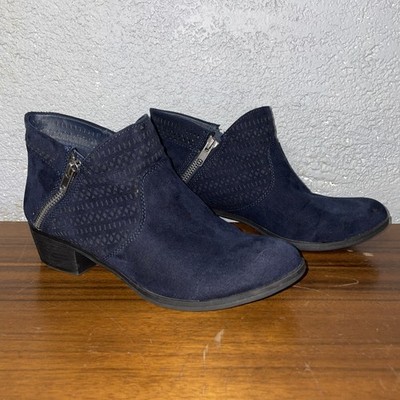 American RagWomen s 7M Faux Suede Zip Up Ankle Booties Boots Navy Blue