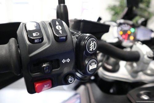 Triumph Tiger Explorer XRX. 2 Owners, Genuine Triumph Metal Side Boxes - Picture 11 of 15