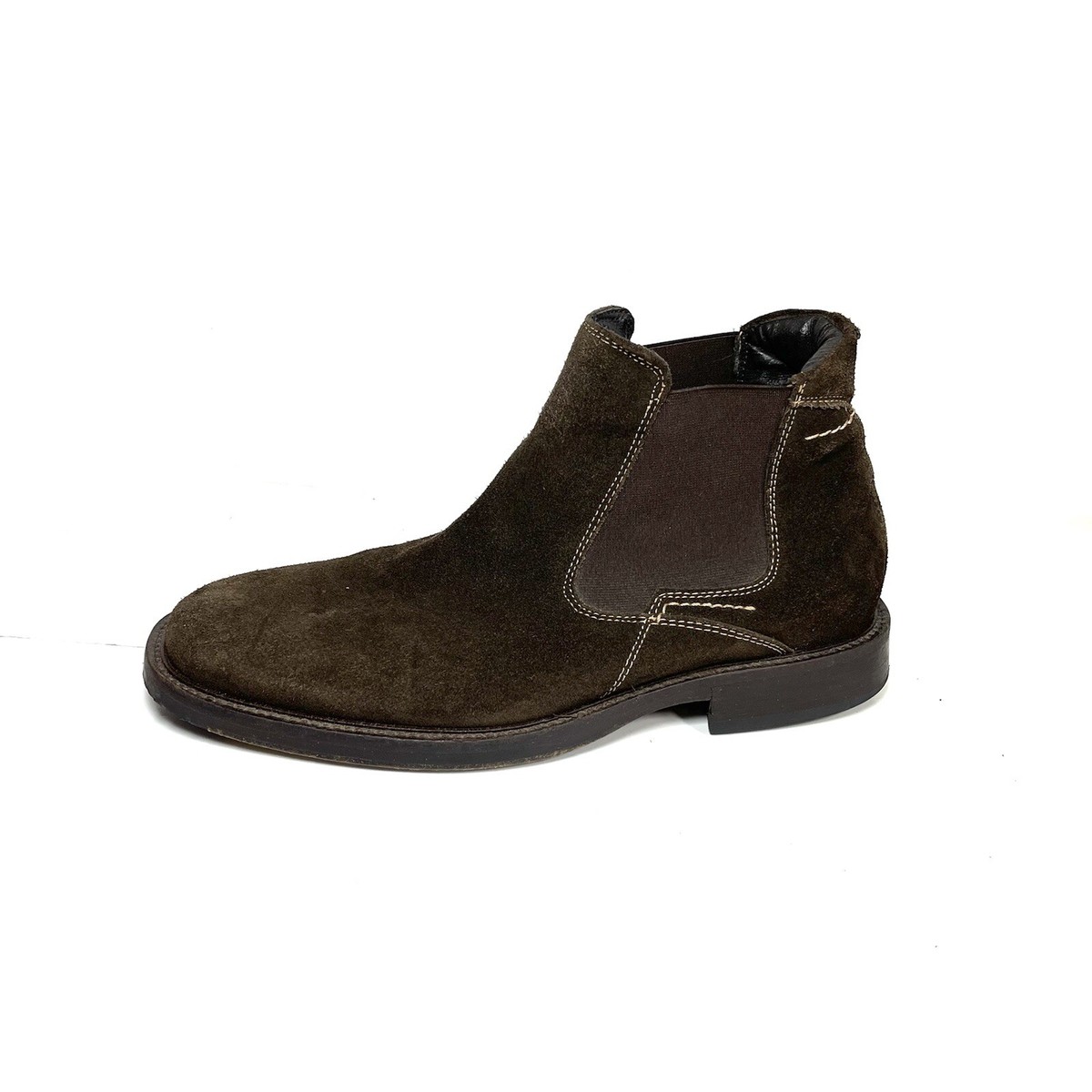 These Mens Bachrach slip on ankle boots are in GUC. Size 10. All leather. Gucci Men main image 4