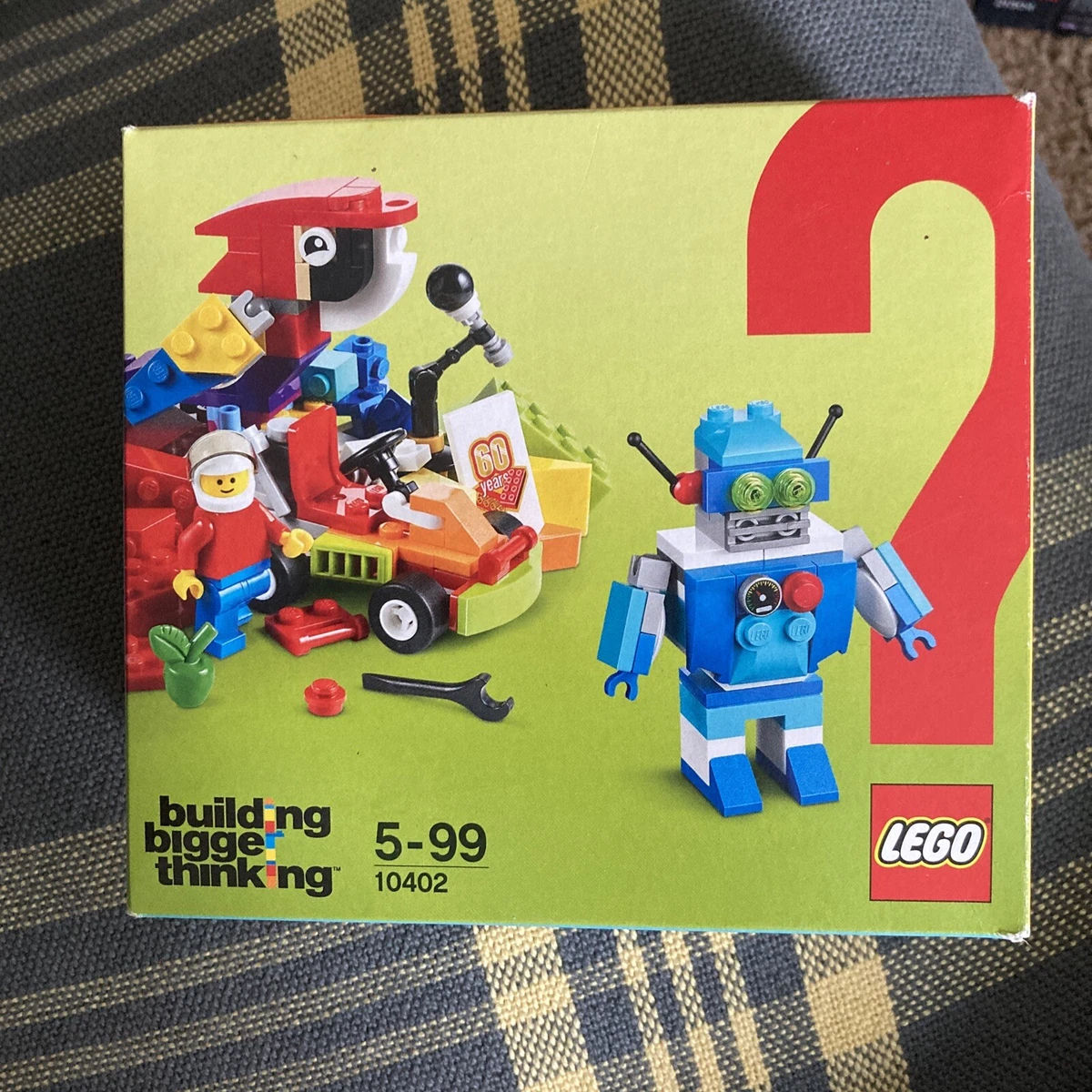 LEGO 10402 60 YEAR ANNIVERSARY SET Fun Future Construction Set