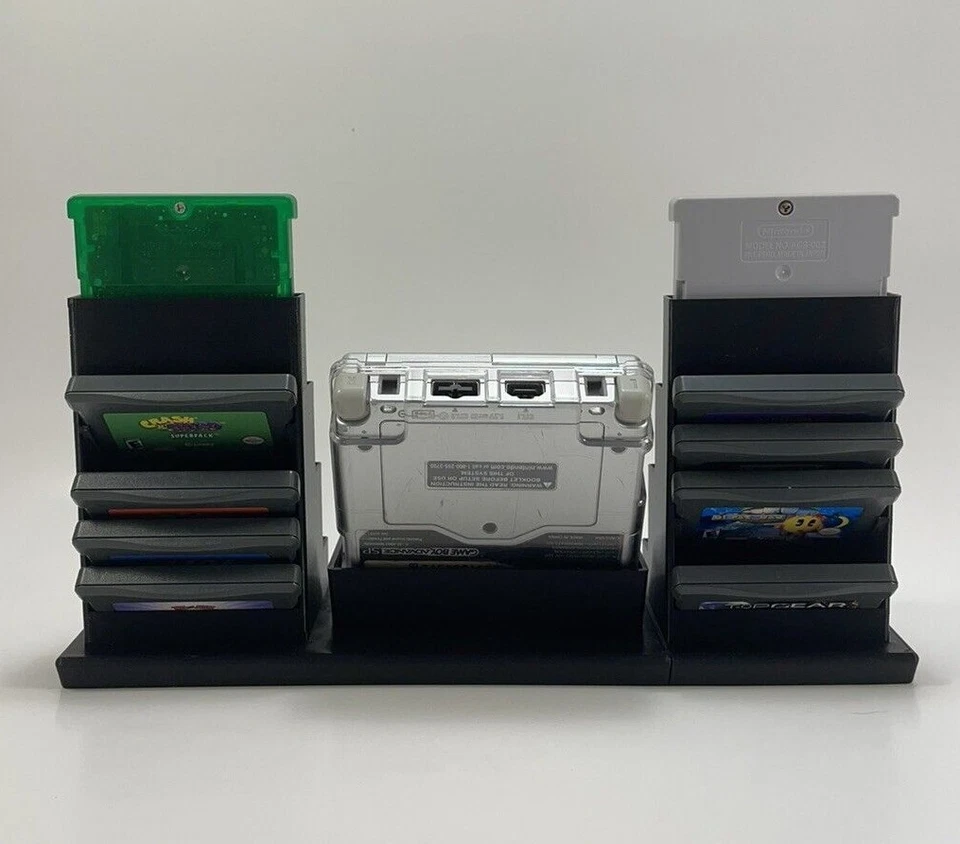 Game Boy Advance SP (Protective Case) & 18 Games - DISPLAY ONLY (Customize) - Image 2 of 4