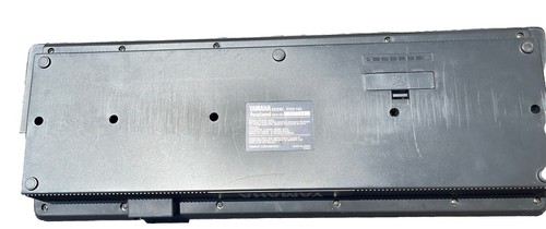 Yamaha PortaSound PSS-140 Electronic Keyboard Piano - Picture 3 of 4